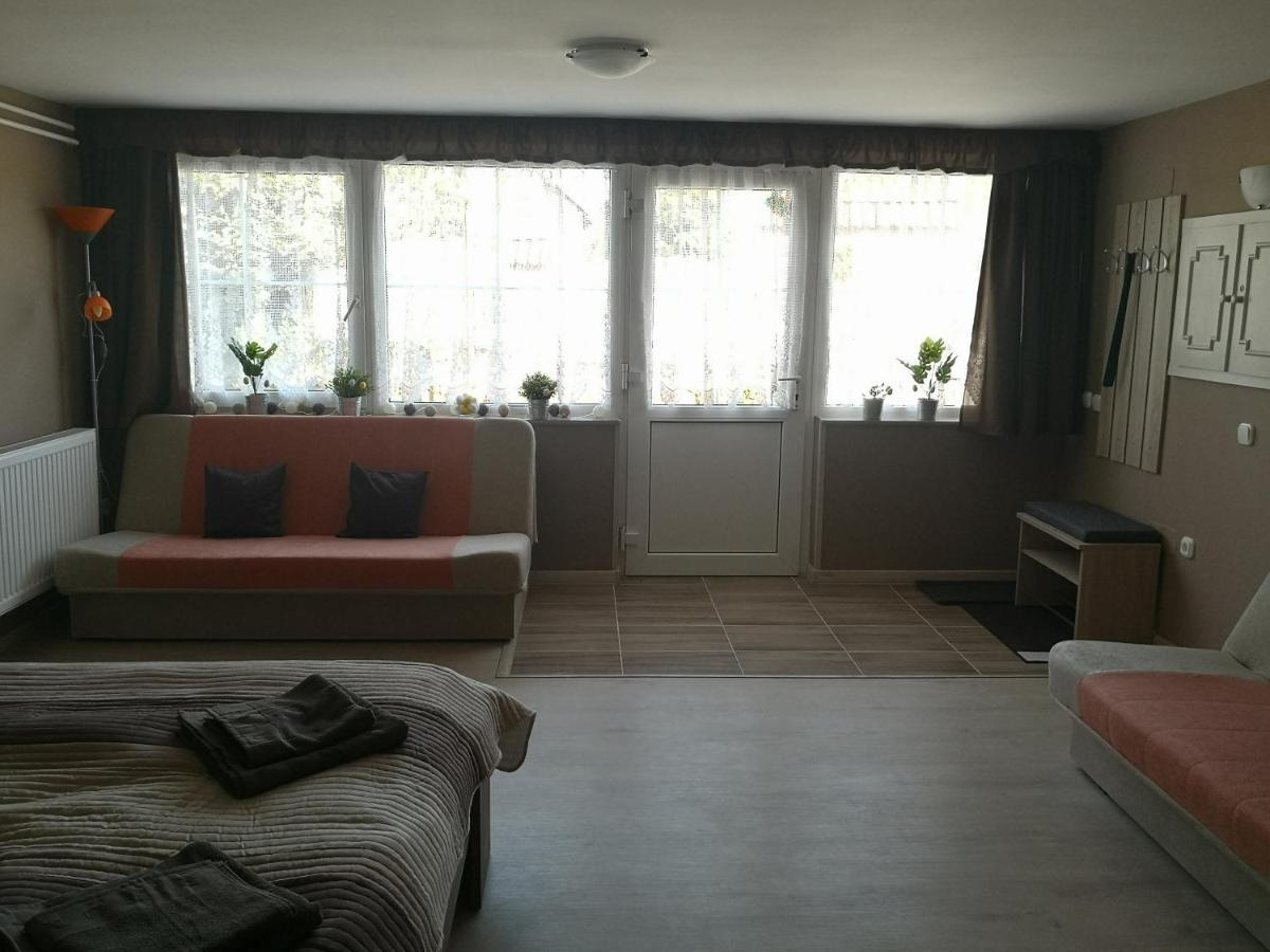 Berc Apartman Egerszalók Dış mekan fotoğraf