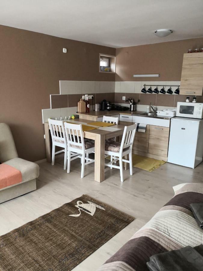 Berc Apartman Egerszalók Dış mekan fotoğraf